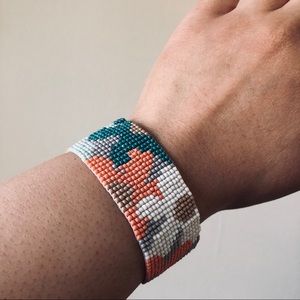 Floral Woven Seed Bead Bracelet